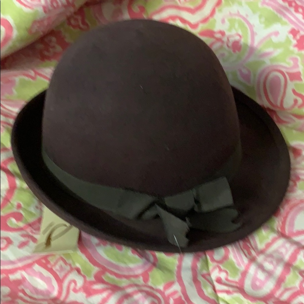 Winter hat - Picture 2 of 2